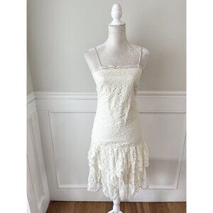 Vintage Ivory Lace Dress With Ruffled Hem & Zip Back By Diamonds Run